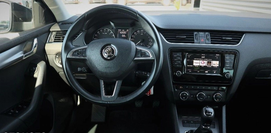 Skoda Octavia cena 55900 przebieg: 182000, rok produkcji 2016 z Słupca małe 352